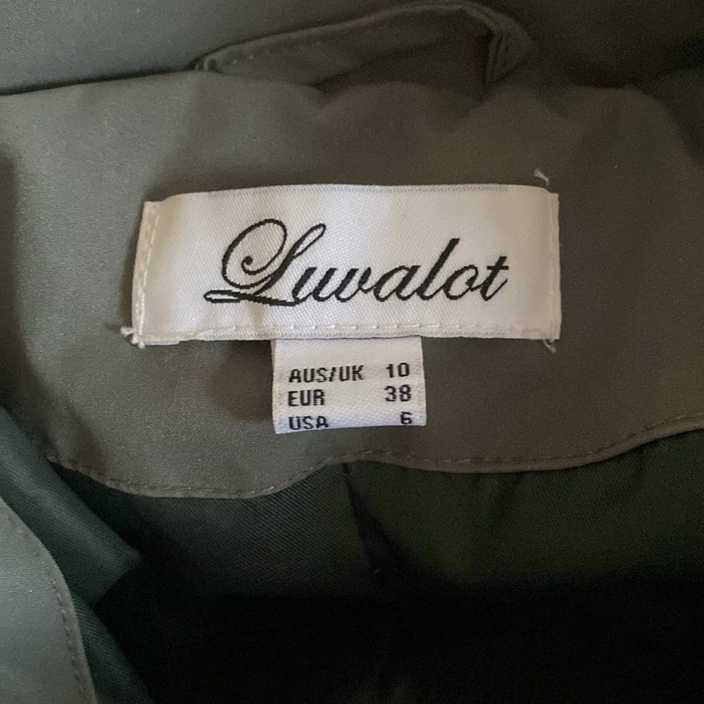 Luvalot Extra Cropped Puffer Jacket - image 5